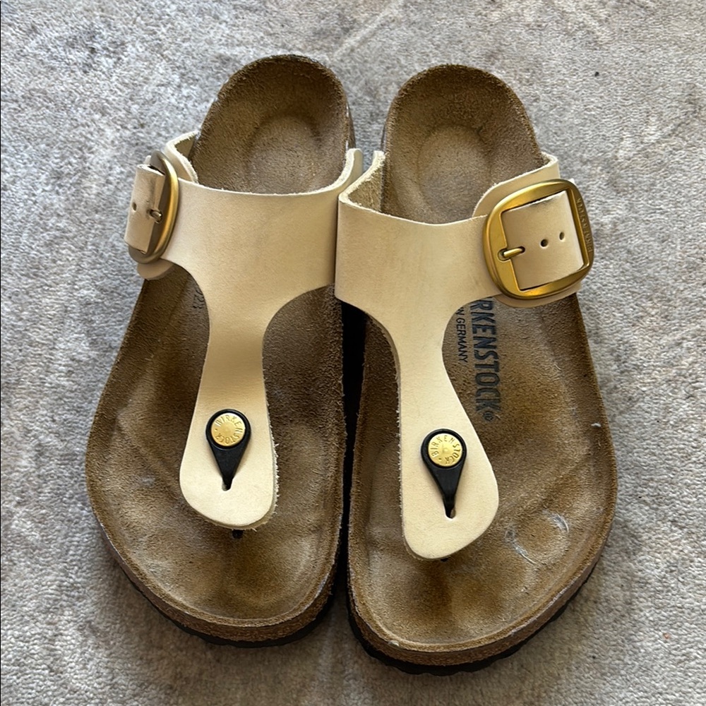 Birkenstock Gizeh Big Buckle - Ecru size 39